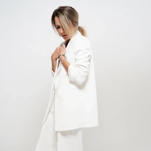 White Blazer Women, Womens Jacket Custom Made, Light Academia Clothing Women, Luxury Designer Fabric, Fashion Gift, Minimalist Clothing