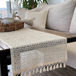 İstasya Handmade Cotton Lace Table Runner - Turkısh Buldan Fabric - Vintage Lace - Rustic Table Decor - Neutral Colors