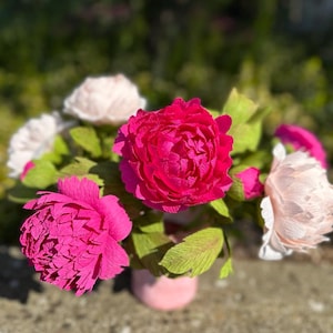 Peonies made of crepe paper, Mother&#39;s Day gift, handmade paper flowers, floral decoration, party and wedding decoration, bouquet