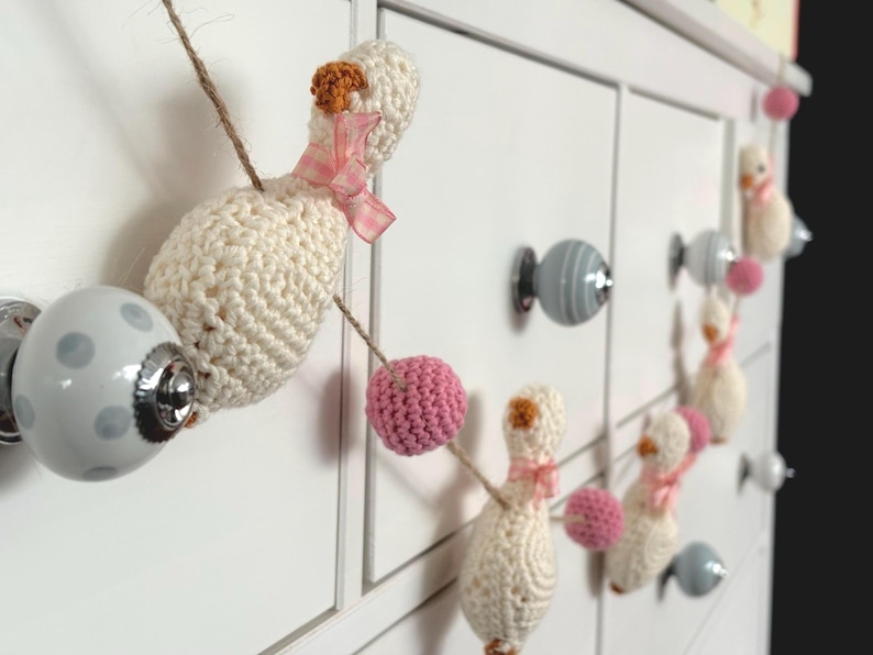 Silly Goose Crochet Garland Pattern image 4