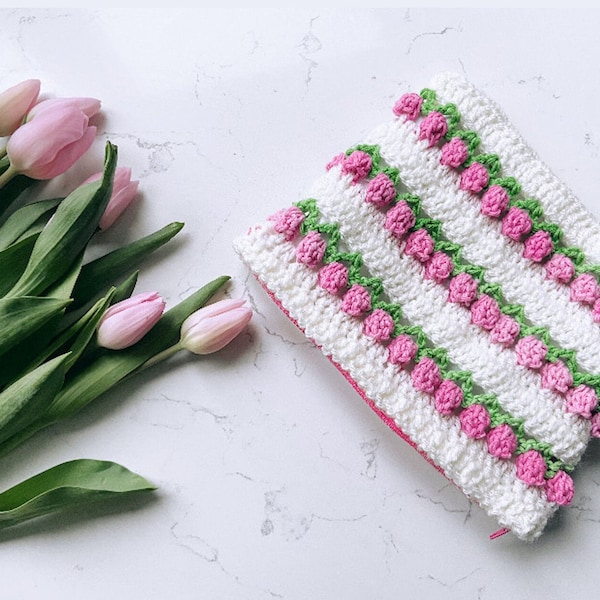 Crochet Tulip Pouch Pattern