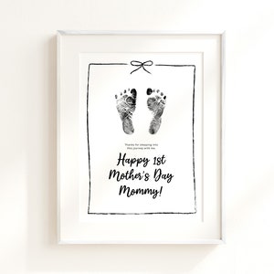 Artesanato de pegada do primeiro dia das mães para impressão DIY | Lembrança da pegada do bebê | Presente de Dia das Mães | Novo presente para mamãe | Decoração de parede de berçário