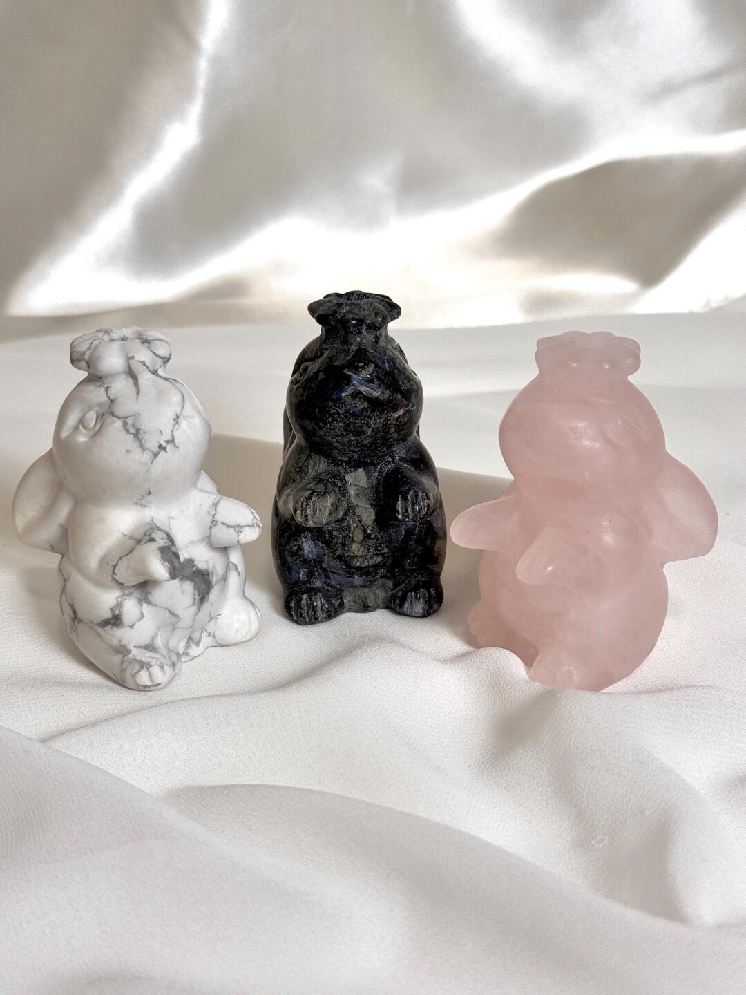 Crystal Rabbit Plate Crystal Rabbit Sphere Stand Carving, Howlite, Rose Quartz, Quesera - Etsy