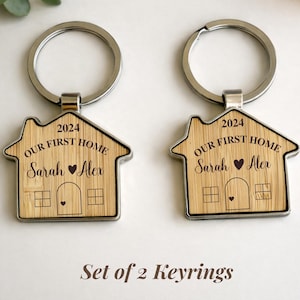 Personalized Bamboo Keyring Custom Keychain for Couples New Home Gift First Homeowner Present Housewarming Gift Engraved Keyring with Name