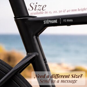 Custom bike personalization decal created for cyclists who value both design and performance. This bicycle sticker is perfect for road bikes, gravel bikes, and MTB setups, offering a sleek and modern look. Great as a gift for him, cycling enthusiast, or bike lover. Easy to apply and resistant to rain and sun, this vinyl sticker enhances your bike frame while adding a personal touch to your cycling gear.
