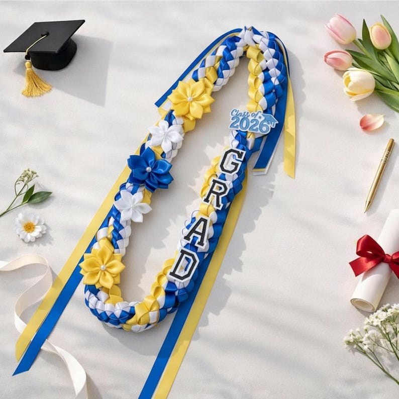 Custom Graduation Ribbon Lei With Flowers, Personalized 2026 Grad Lei ...