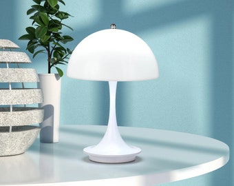 Enchanting Mushroom Table Lamp: Illuminate with Whimsical Charm!