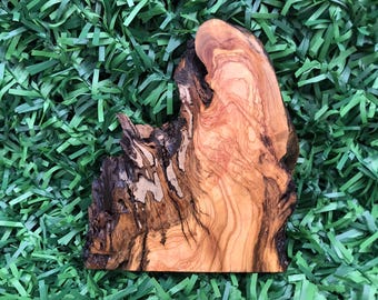 Rodaja de madera de raíz de olivo con borde sin rematar, tablón turco hecho a mano (8,2 x 7 x 1,18 pulgadas)