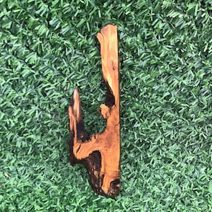Einzigartige Holzscheibe Holz Raw Edge Harz handgefertigte türkische Holzbretter Live Edge Platte Unbehandeltes Holz 1 Stück Planke 22 &quot;x7&quot;x 1,18 &quot;&quot;Zoll.&quot;