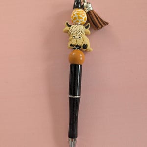 Cute Highland Cow Style Pens