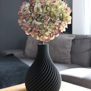 Vase / Dekovase Twisted für Trockenblumen / Einzelblume / Pampasgras / Schleierkraut / 3D Gedruckt Bild 4