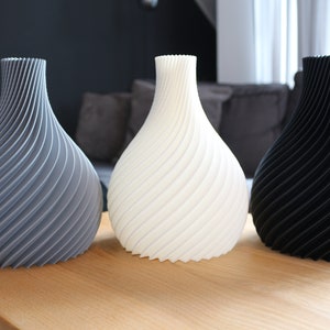 Vase / Dekovase Twisted für Trockenblumen / Einzelblume / Pampasgras / Schleierkraut / 3D Gedruckt Bild 2