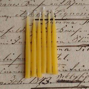 Miniature Beeswax Candles for Dollhouse; 1/6 Scale Mini Candles; Handmade Doll House Accessories; Gift for Collectors;