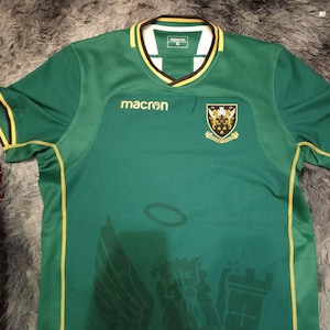 600019820001-Macron-