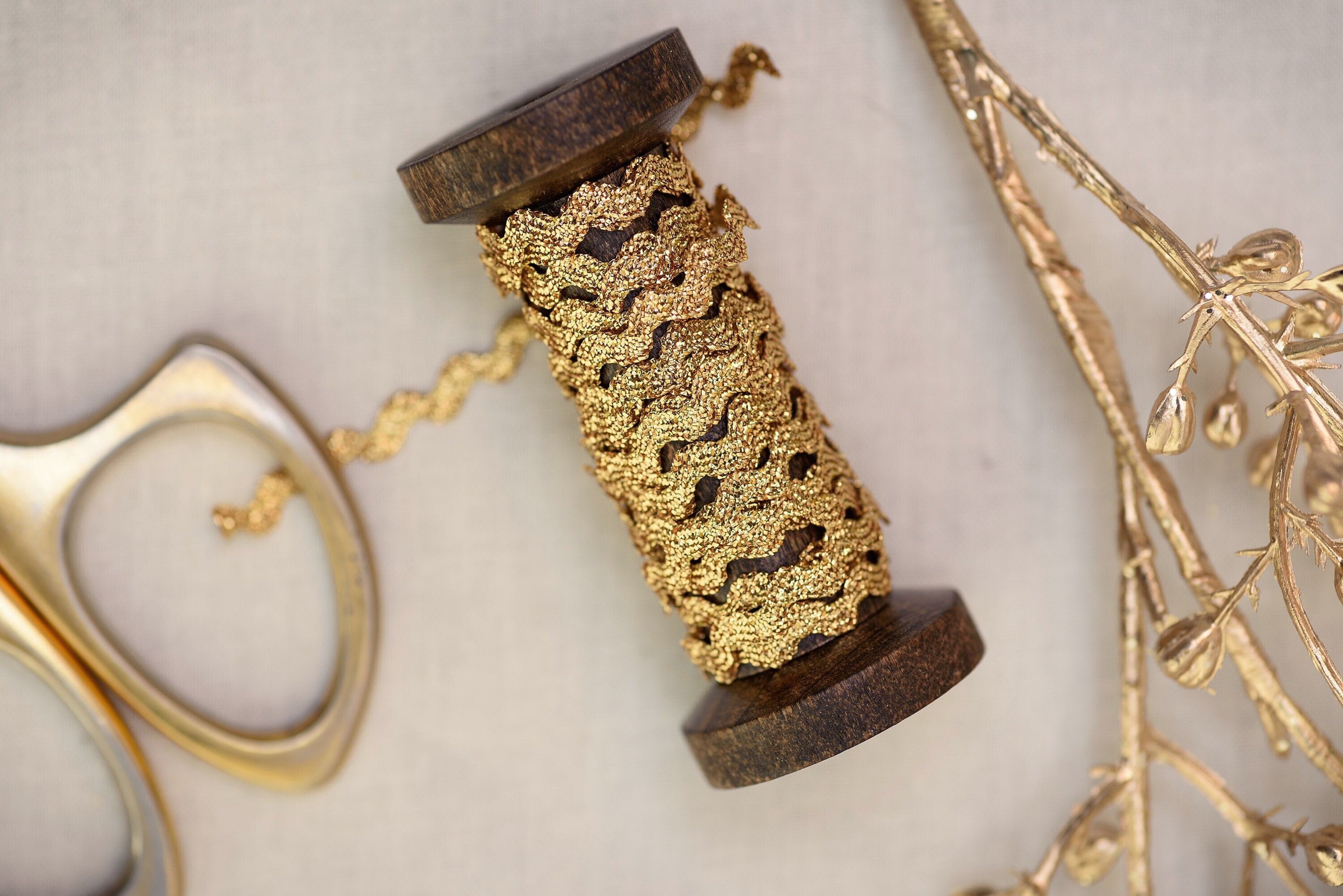 Gold Trim, 9ft, Metallic Ric Rac, Vintage, Antique, Doll, Costume, Sewing, Petite Embellishment