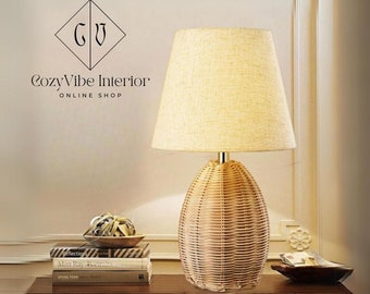 Rattan Tischlampe | Tischlampe aus Holz | Handgefertigte Lampe | Nebenleuchte | Wohnkultur | Neutral Home Decor | Innenleuchte