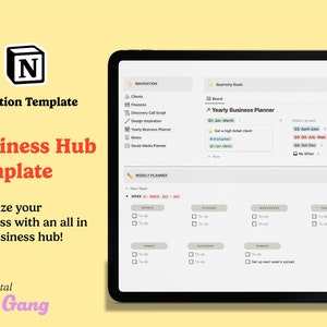 Puede incluir: Una captura de pantalla de una plantilla de Notion para un centro de negocios. La plantilla incluye secciones para navegación, planificador semanal, objetivos trimestrales y un planificador anual de negocios. La plantilla está diseñada para ayudar a los usuarios a organizar sus negocios en un solo lugar.