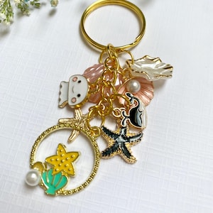Pearl and Shell Keychain, Key Chain Beach Theme, Handmade Beach Keychain Charm, Purse Charm Ocean, Seaschell Purse Charms, Mermaidcore Bag