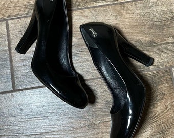 Gucci Patent Leather Heels Sz 7.5 / EU 37.5