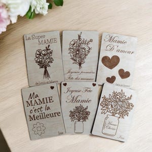Carte personnalisée en bois pour mamie / cadeau fete des grands meres / Affiche  / pancarte / fleur / coeur