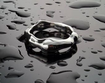 Silver Drip Ring, Wavy Solid Silver Ring, Curved Ring, Melted Ring, Liquid Silver Water Drop Ring, Organic Form Ring.