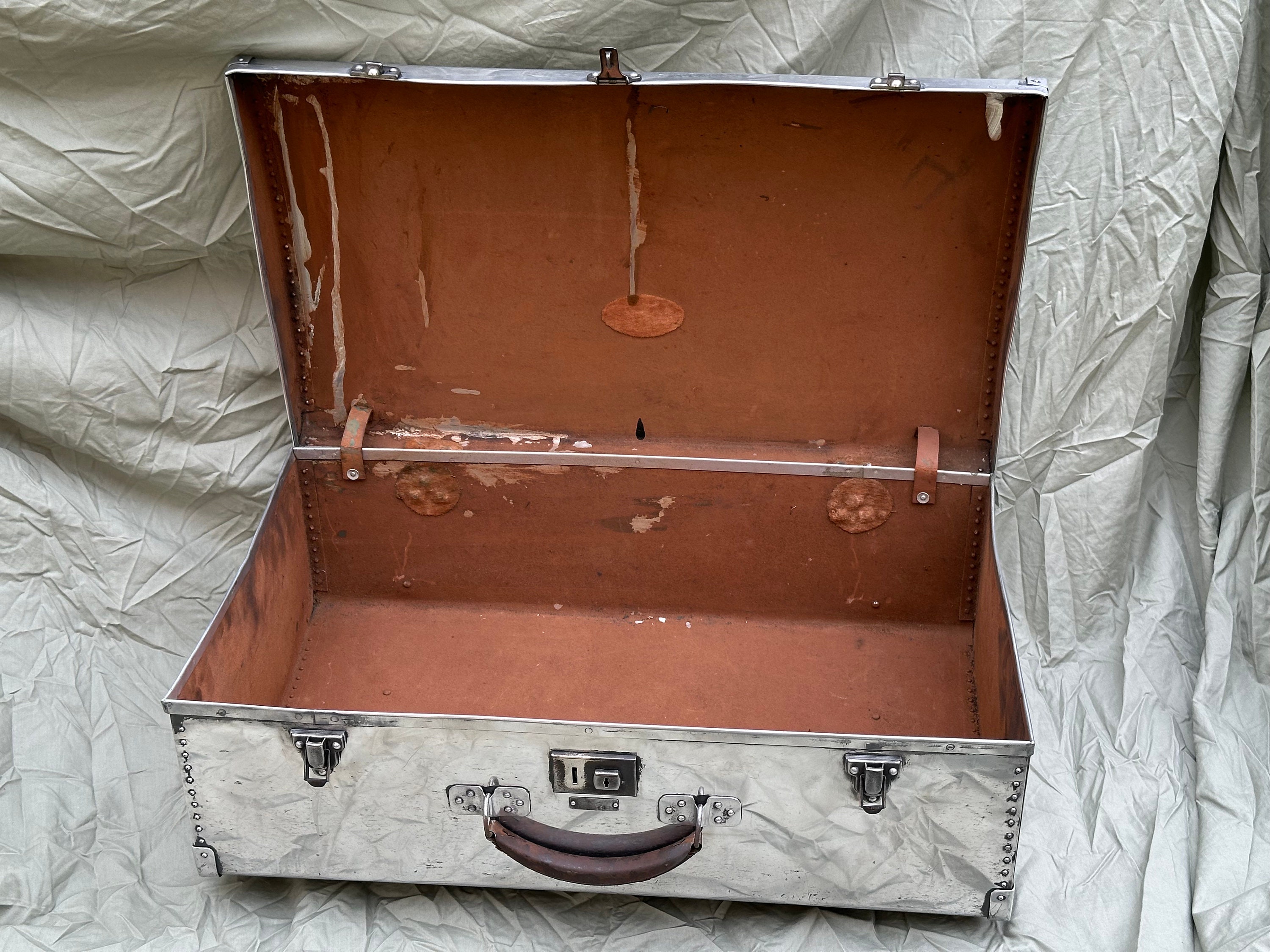 Vintage aluminum suitcase - Etsy 日本