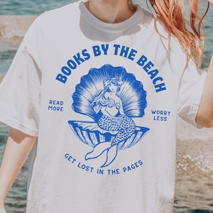 Books by the Beach | Summer Tshirt for Book Lovers | Vintage Mermaid Bookworm Tee