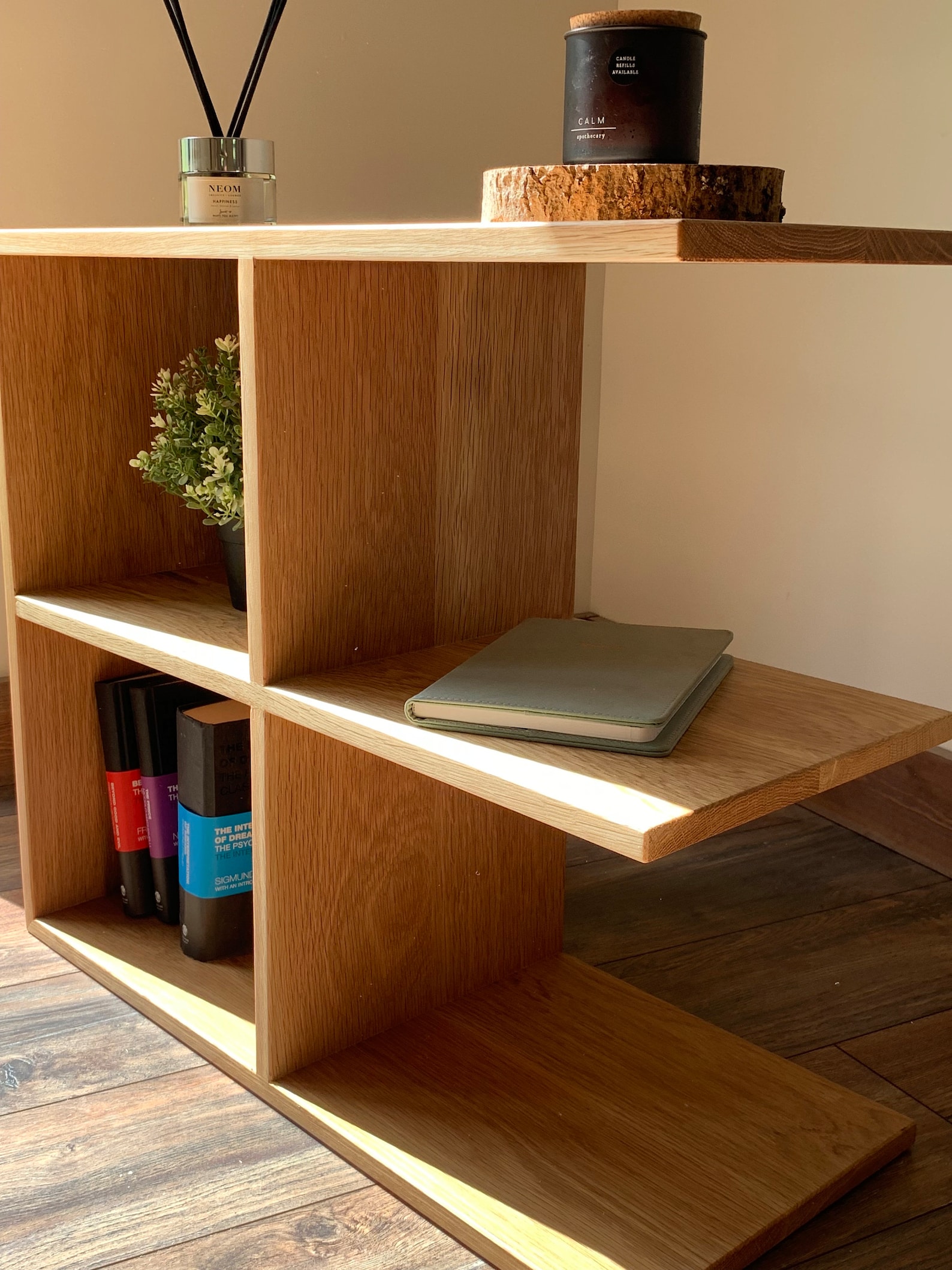 Hardwood Artisans -Simply Beautiful Furniture - Handmade Minimalist Furniture Making