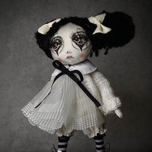Emo spukte Puppe Horrorfilm Dekor Witzige Halloween Mädchen gruselige Dekor Gothic Stoffpuppe gruselig süßes Geschenk OOAK Halloween Dekoration
