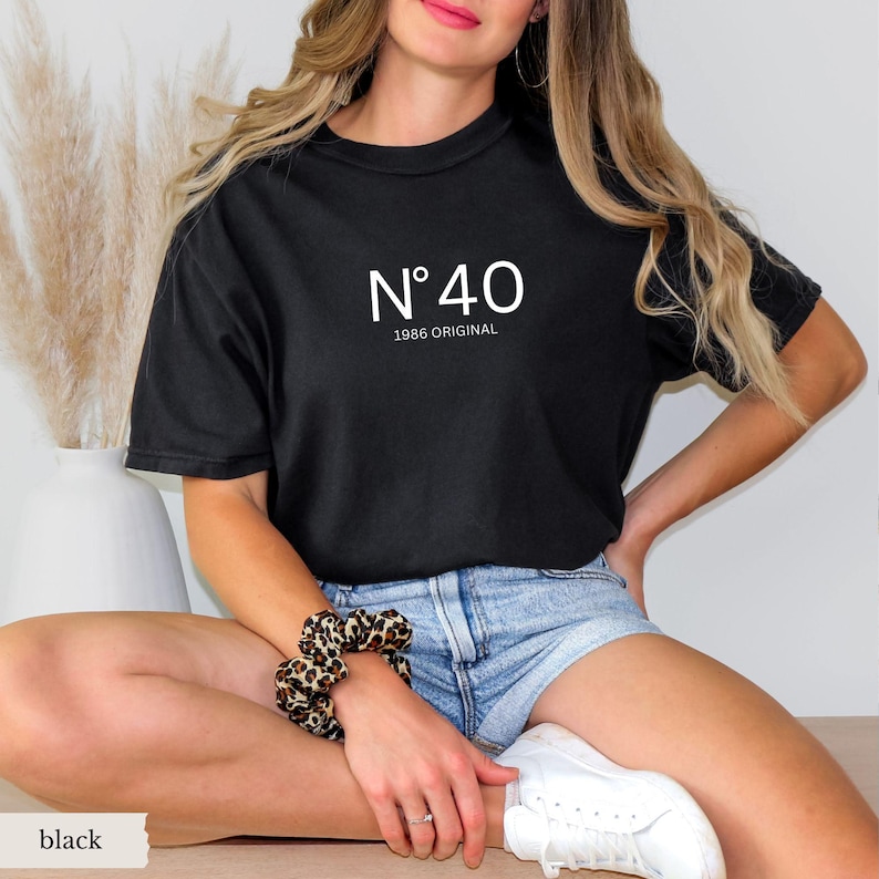 40th birthday gift shirt, birthday present, girlfriend gift T-shirt, gifts for women, sister gift, 1986 vintage image 1