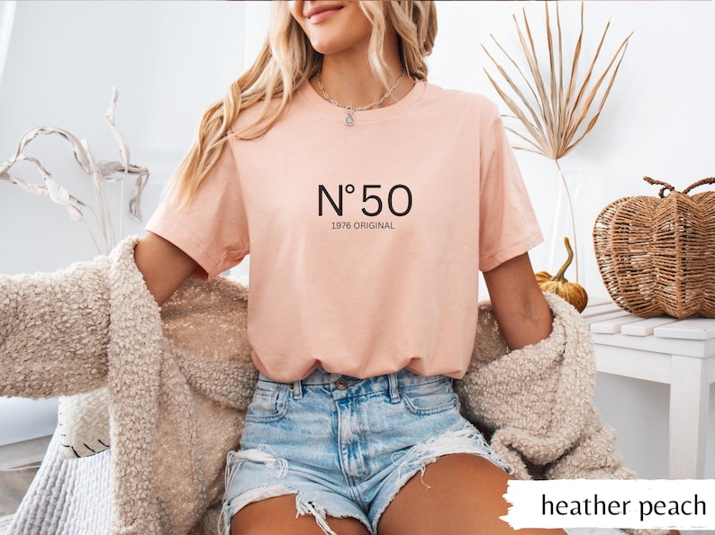 50th birthday gift shirt, birthday present, girlfriend gift T-shirt, gifts for women, sister gift, 1976 vintage Heather Peach