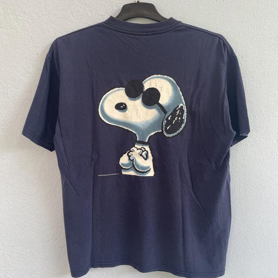 Vintage Snoopy Joe Cool T-shirt - 90s Peanuts Cartoon Graphic Tee