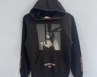 Ariana Grande dangerous woman tour hoodie Small