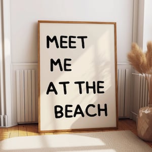 Meet Me At The Beach Print, Modna nadmorska sztuka ścienna, Czarny plakat typograficzny, Wystrój domu na plaży, Sztuka ścienna oceanu, estetyczne materiały dekoracyjne do druku