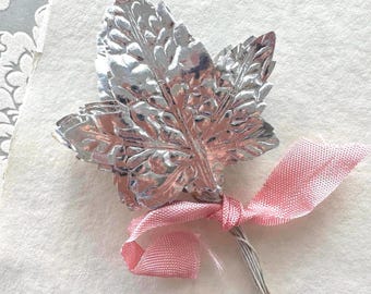 12 Vintage Silver Foil Embossed Metalic Wired Leaves Craft Supply NOS
