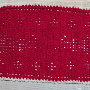 Hoppy Easter Table Runner