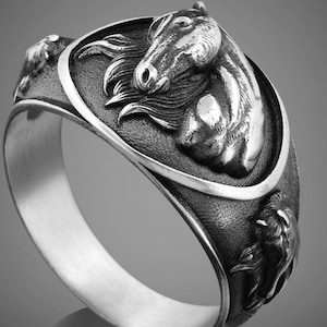 Horse Head Signet Ring, Freedom Symbol Animal Ring, 925k Sterling Silver Equastrian Jewelry, Fidget Rings,Handmade Custom Ring,Best Gift Men