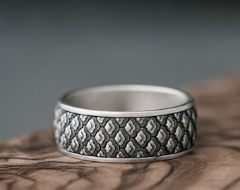Mens Japanese Kumo Cloud Sterling Silver Ring, Oxidized Band