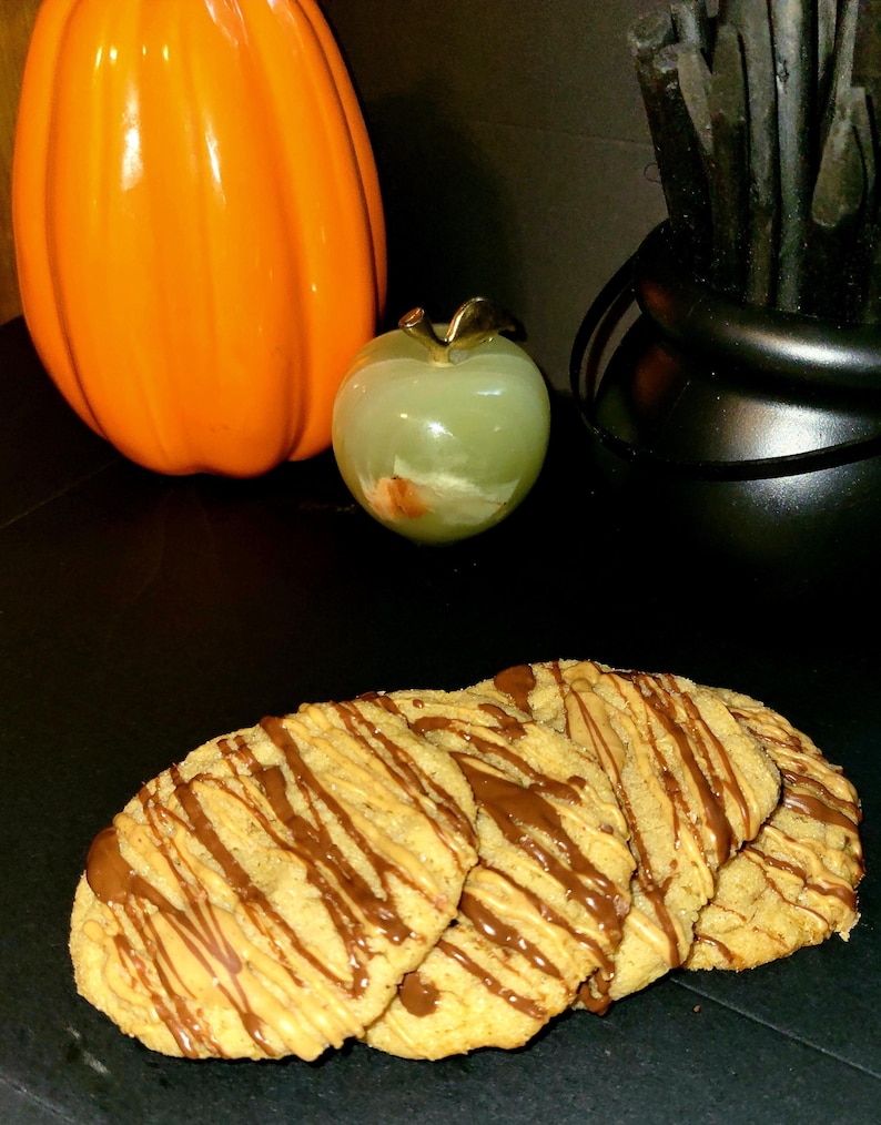 Peanut Butter Cookies With Chocolate and Reese Drizzle & Pink Sea Salt