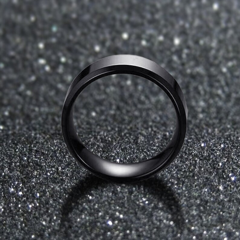 Mens black ring, Band ring for Men and Women, Mens Black Modern Rings, Stainless Steel ring Gift for him, her zdjęcie 3