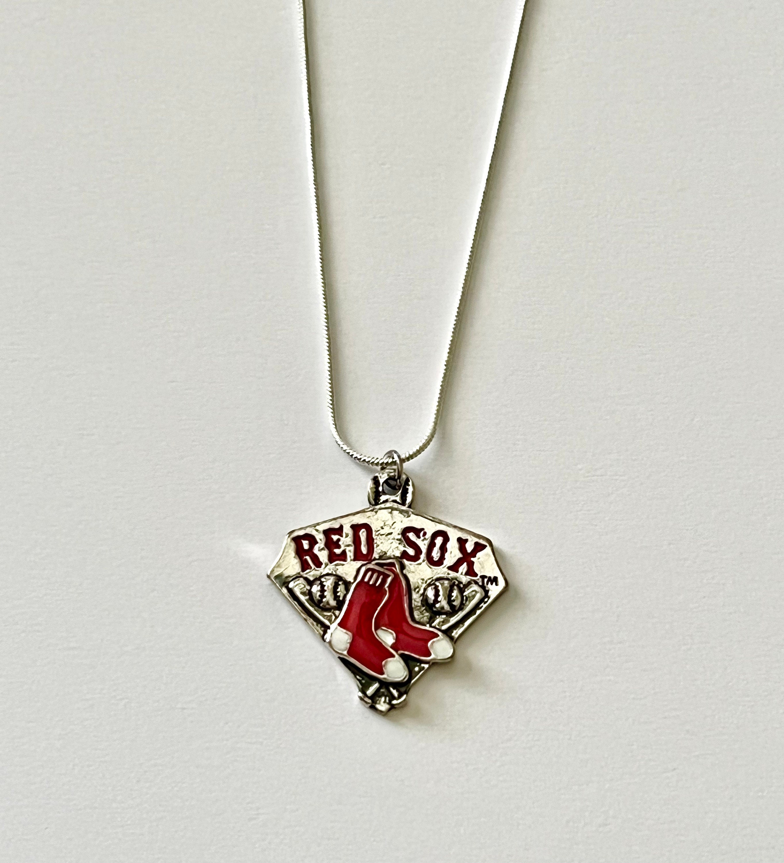 Boston Red Sox MLB Baseball / Team LOGO Spirit Necklace Mardi Gras Beads |  eBay