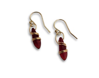 Pendientes rellenos de oro rojo, pendientes delicados, pendientes hechos a mano, joyería de oro, regalo para ella, joyería de boda, pendientes minimalistas, regalo de mamá