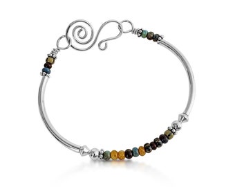 Pulsera de cuentas de semilla de plata, brazalete hecho a mano de plata de ley, joyería multicolor, pulsera azul, regalo para ella, joyería Boho, joyería de playa