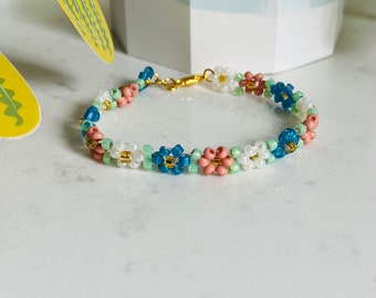 Flower bracelet