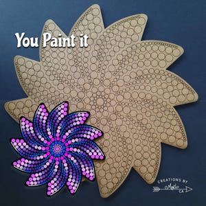 53 Pinwheel-vormig stippen-mandalapatroon | Doe-het-zelf |  Bord met een diameter van 8 inch | Verfvoorraad | Lasergegraveerd op MDF van 3 mm