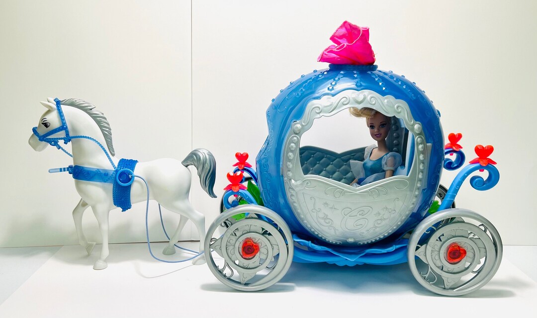 Disney Princess Cinderella Barbie Transforming Pumpkin Carriage Mattel ...