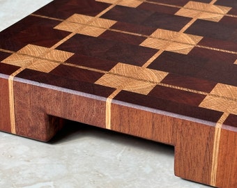 Plaid End Grain Cutting Board Digital Build Plans