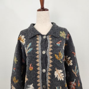 Vintage Nomadic Traders Floral Leaf Embroidered Wool Knitted Grandma Cottage Cardigan