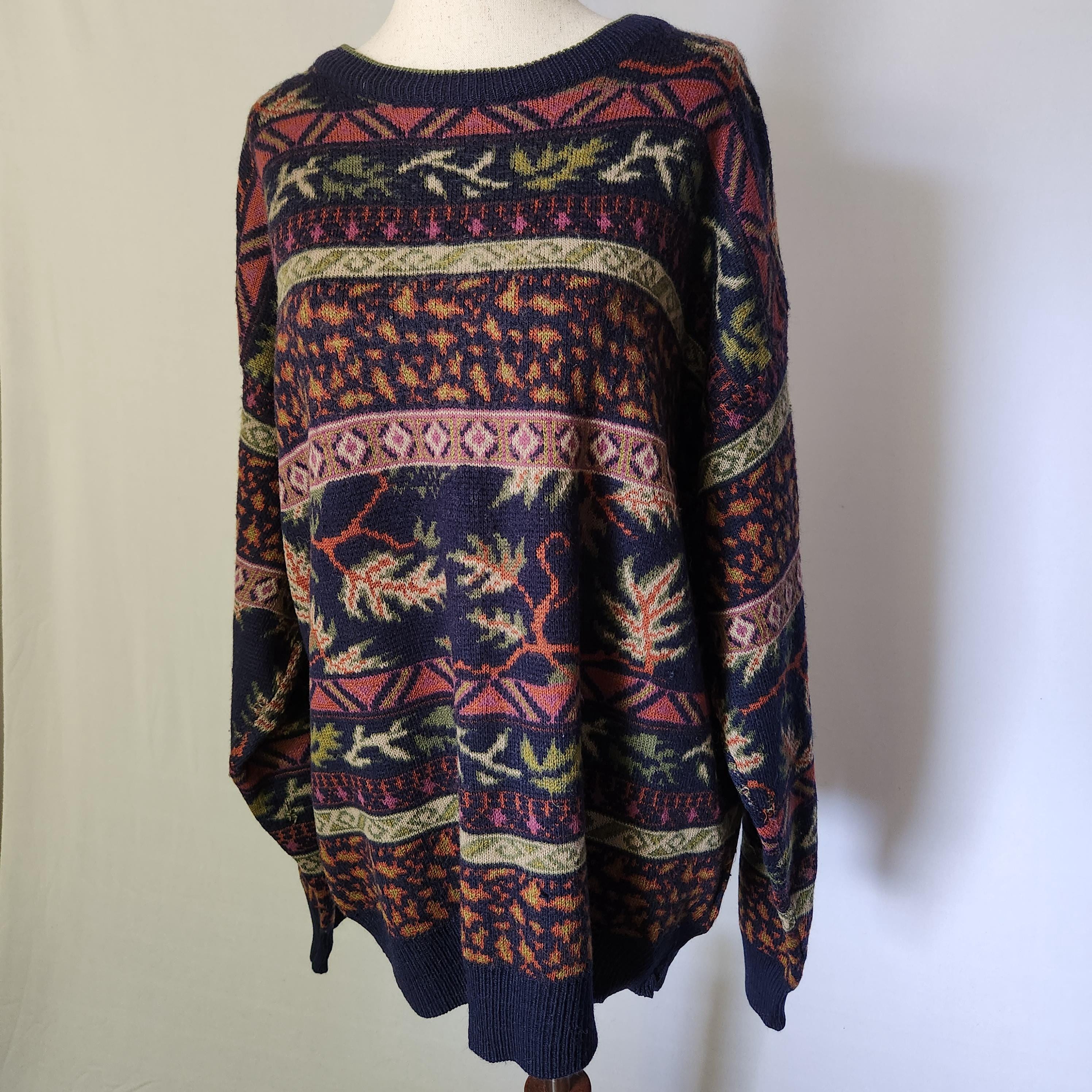 Flygo Men's Vintage Cable Knit Sweater - Oversized Crewneck, Aztec Striped Pattern, Unisex