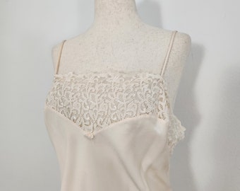 Vintage Soft Grunge Pearl Dainty Femme Ornate Lace Romantic Coquette Slip